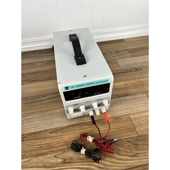 DC Voltage Regulator Power Supply QW-MS305D Output 0-30V 0-5A 100-120V AC - Picture 2 of 9